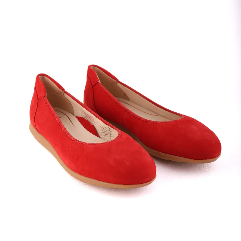 13302 Red Suede