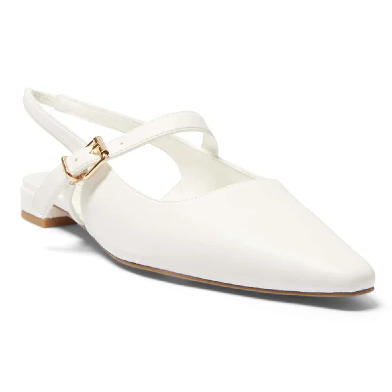 Bianca Flat in White Smooth