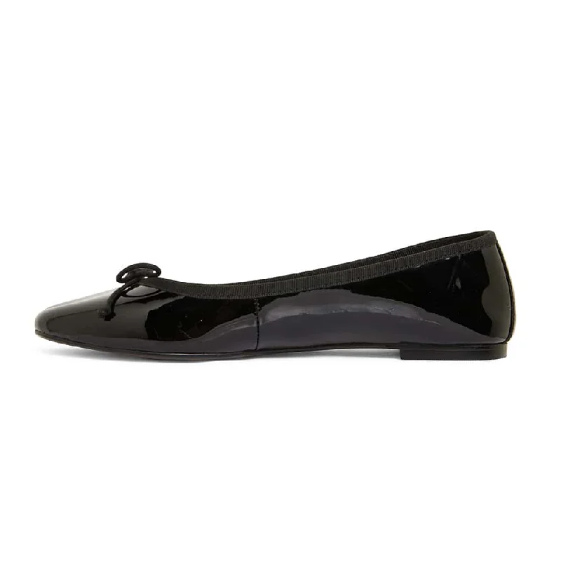 Fonteyn Flat in Black Patent