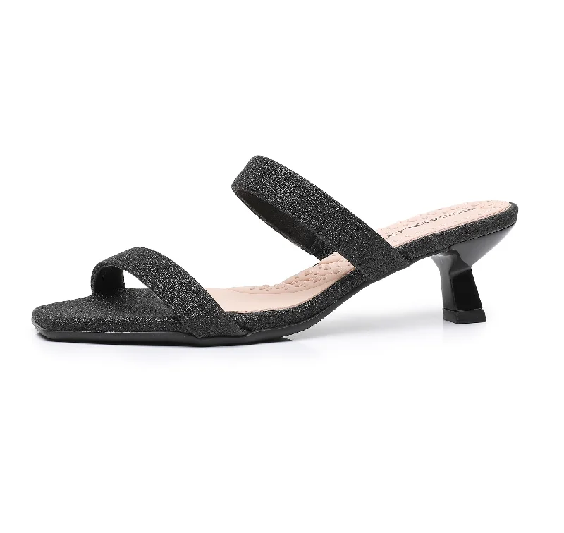 Strappy Chic Kitten Sandals - Black (588.001)