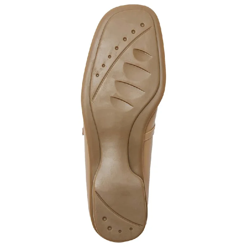 Katrina Flat in Camel Leather