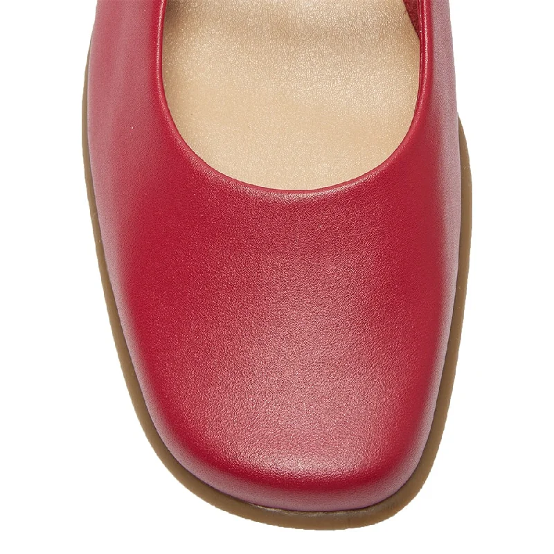 Katrina Flat in Cherry Leather