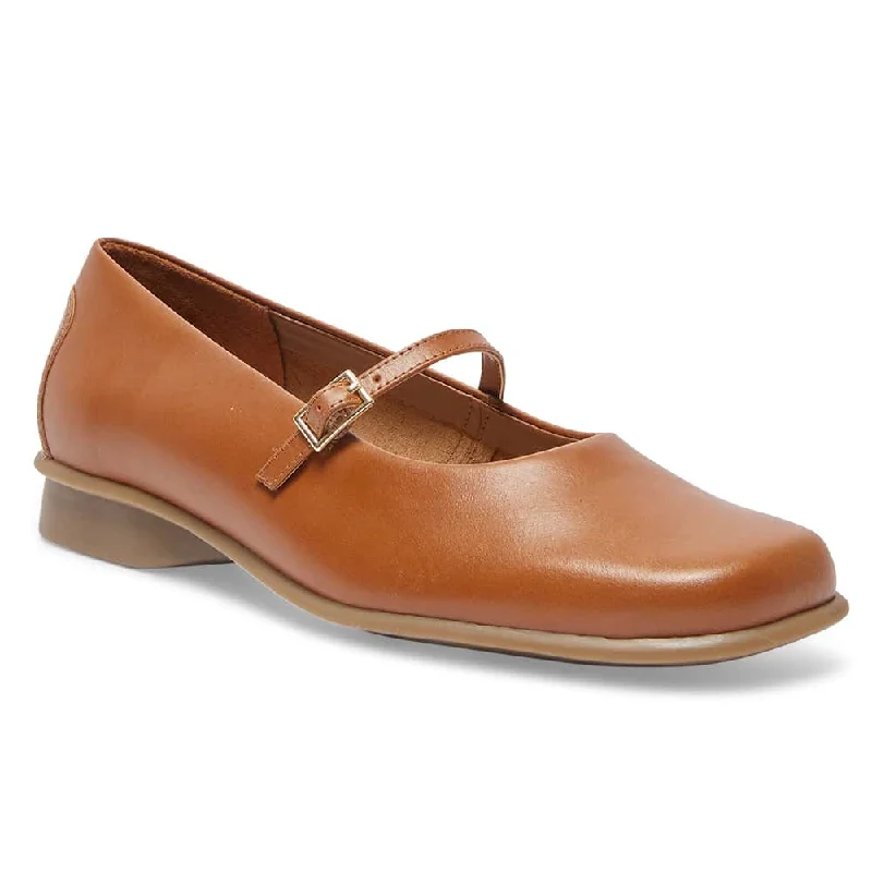 Katrina Flat in Cognac Leather