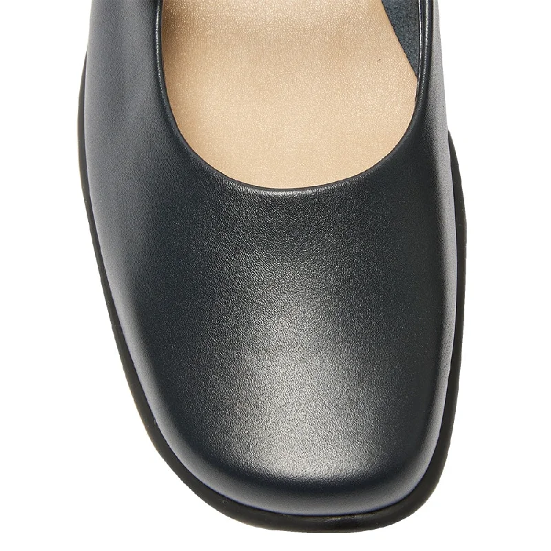 Katrina Flat in Navy Leather