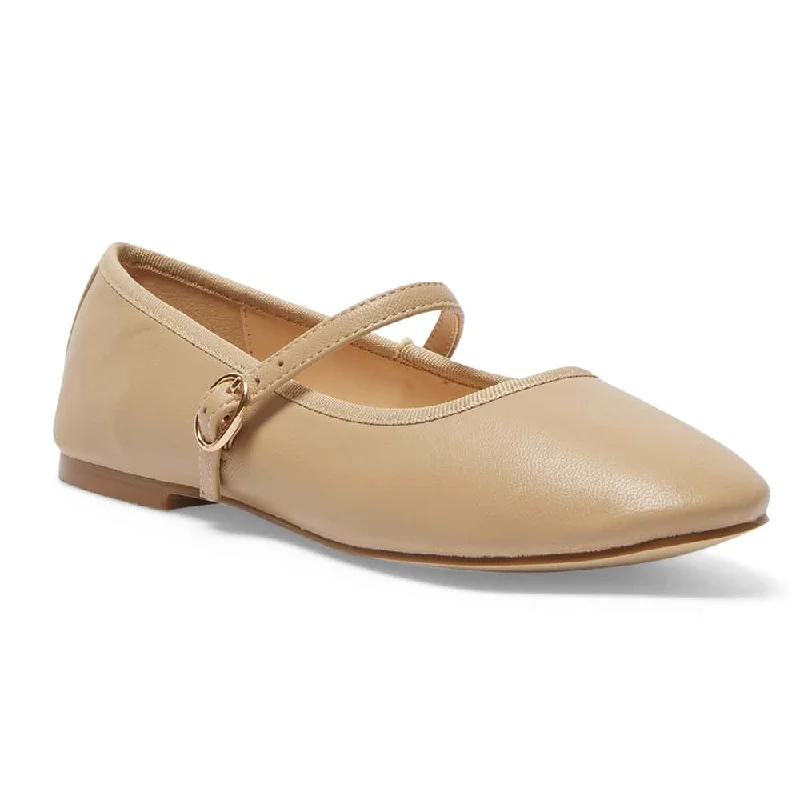 Molly Flat in Nude Leather