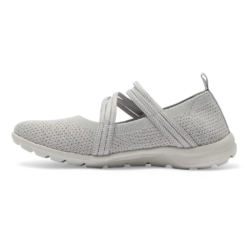 Patsy Flat in Light Grey Stretch